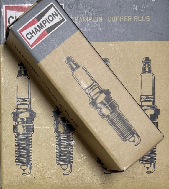 Свечи Champion RA8HC