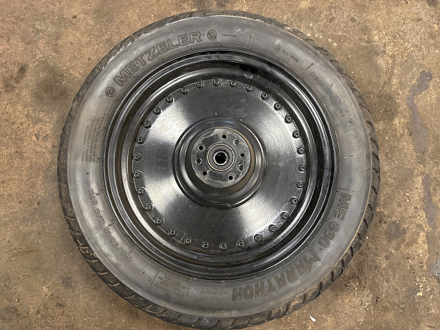 Заднее колесо 16" от FXRDG 1984г