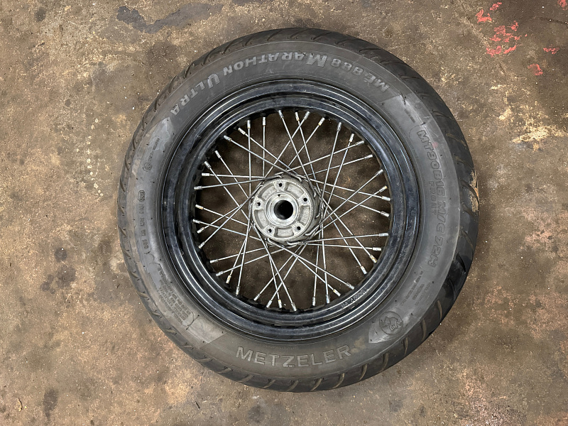 Переднее колесо 16'' от Softail Springer Cross bones